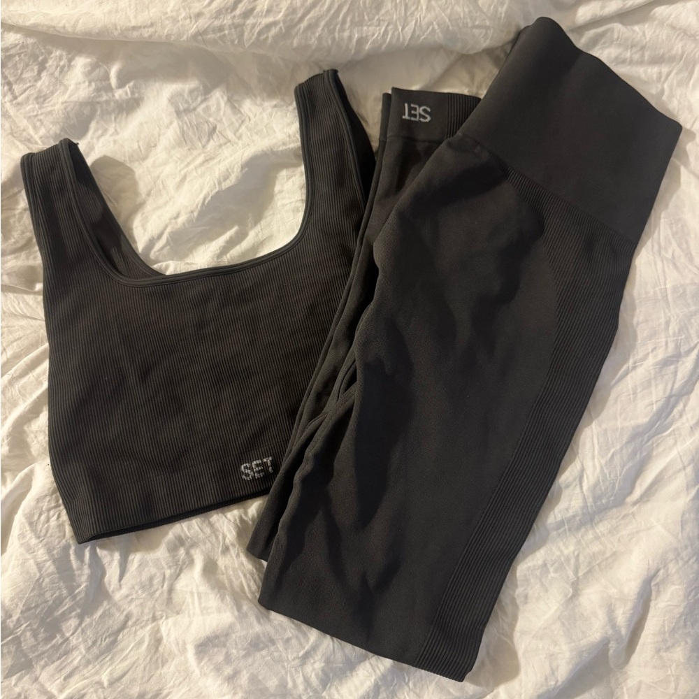 SET Active Charcoal Ribbed Sports Bra and Leggings Set